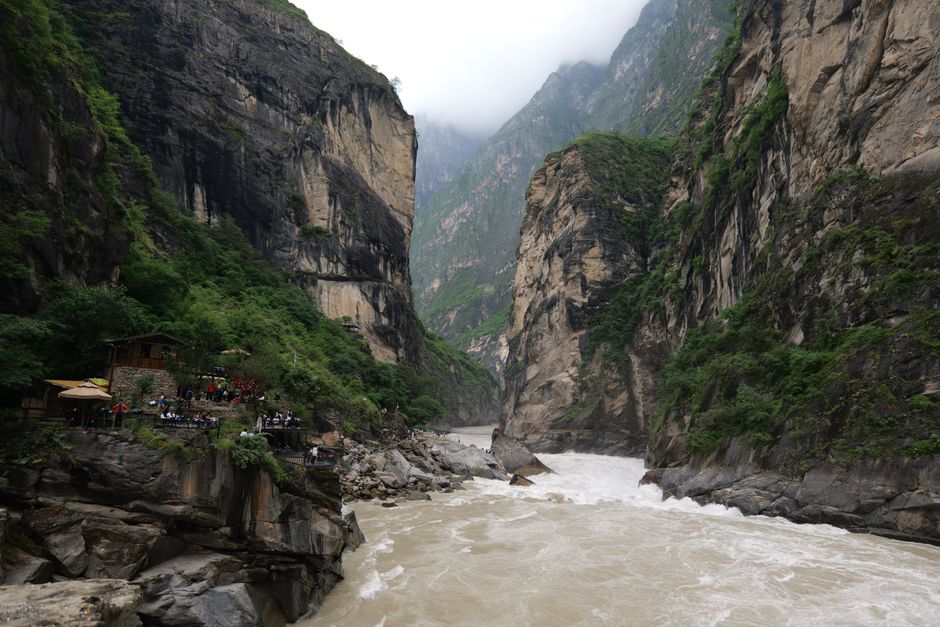 龙水峡地缝